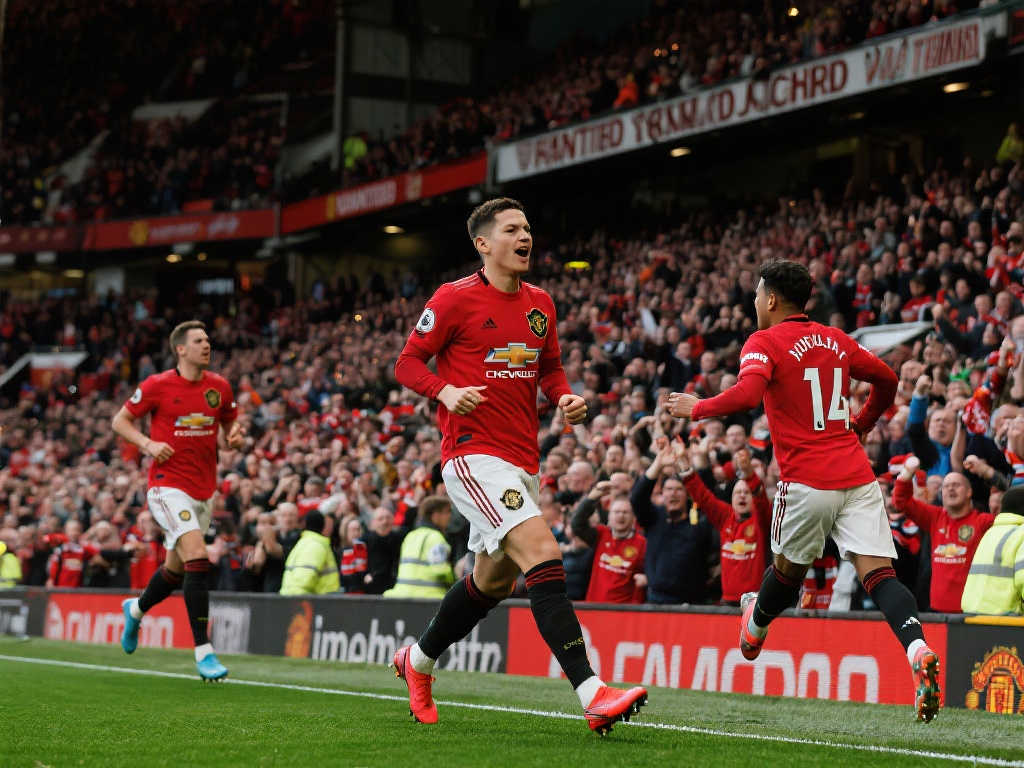 下显得无所 下显得无所